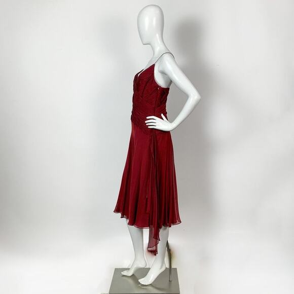 Carmen Marc Valvo Signature Deep Red Silk Cocktail Dress - Picture 4 of 12